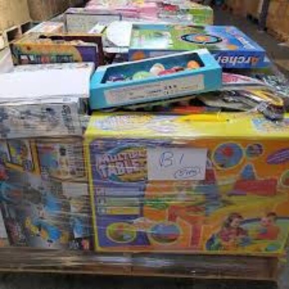 Amazon Overstock Holiday Mens Mystery Gift Box 10. Same Day Shipping. - Picture 6 of 13